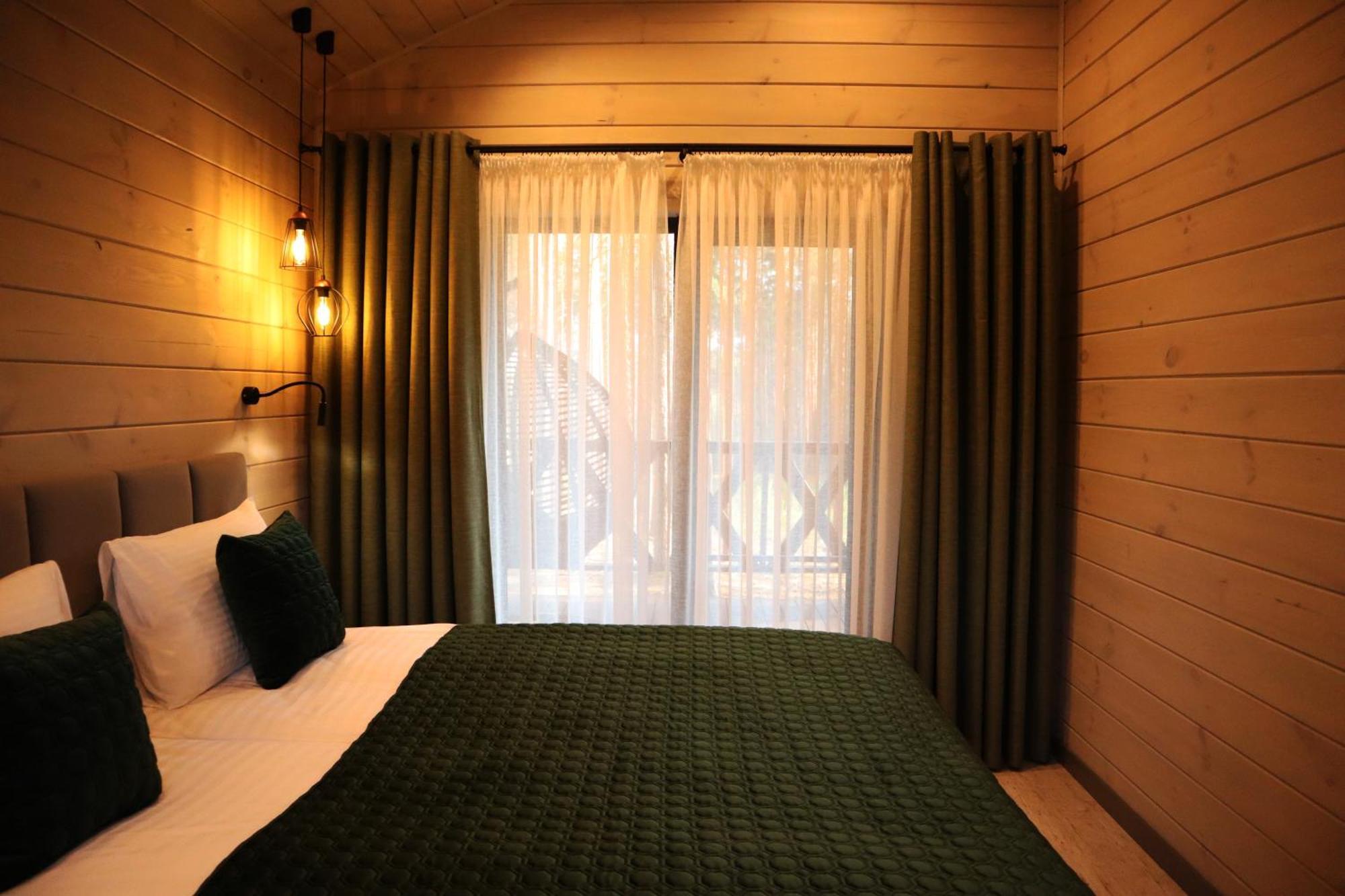 Zaliv Hotel Strasheve Kültér fotó
